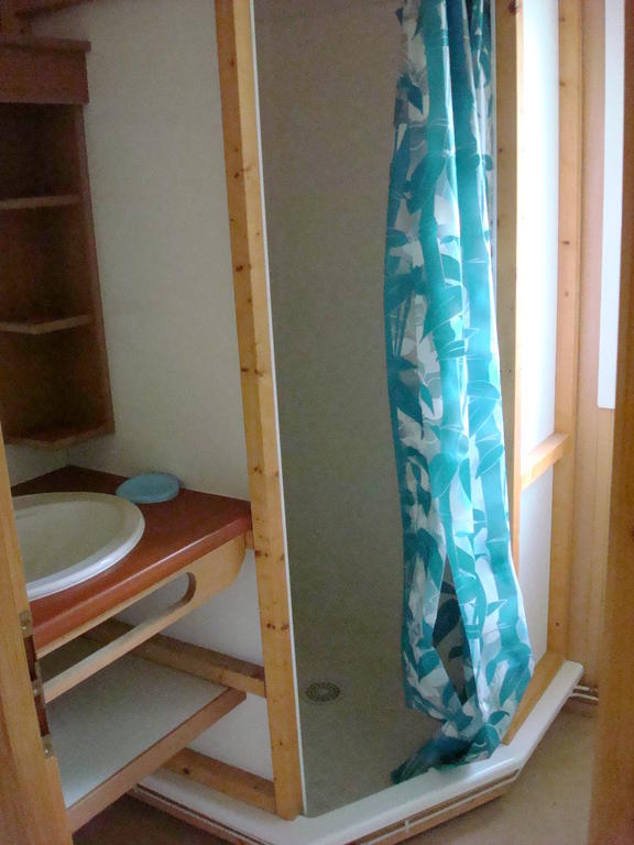 Village-Chalets Le Ru Du Pre Deux Rivieres Стая снимка