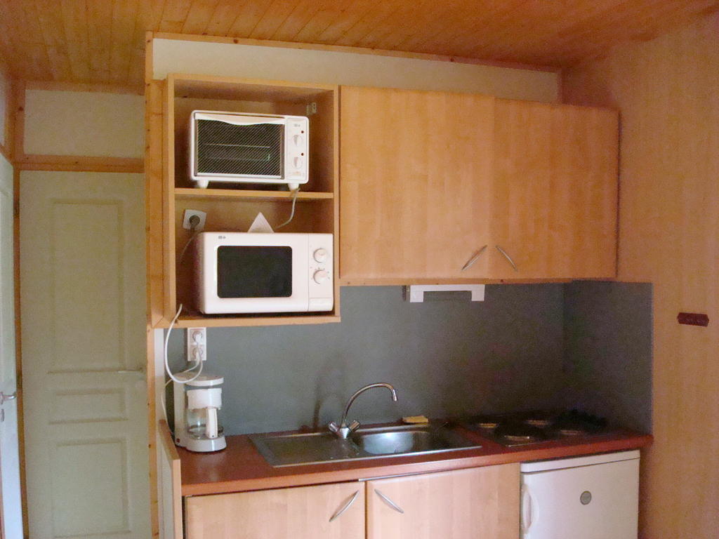 Village-Chalets Le Ru Du Pre Deux Rivieres Стая снимка